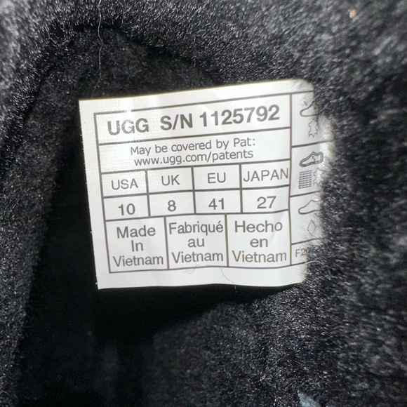 UGG- Cory II Bootie {women’s 10} - Picture 4 of 8